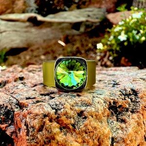 Green Crystal Designer Ring Made in Germany Size 7